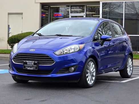 Used 2014 Ford Fiesta SE w/ Equipment Group 201A image 1