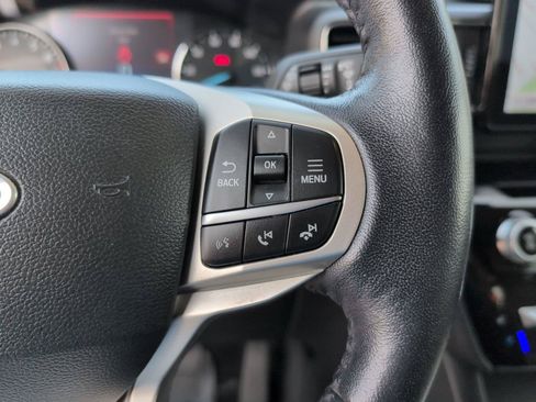 Used 2023 Ford Explorer Limited w/ Equipment Group 301A AWD/4WD image 26