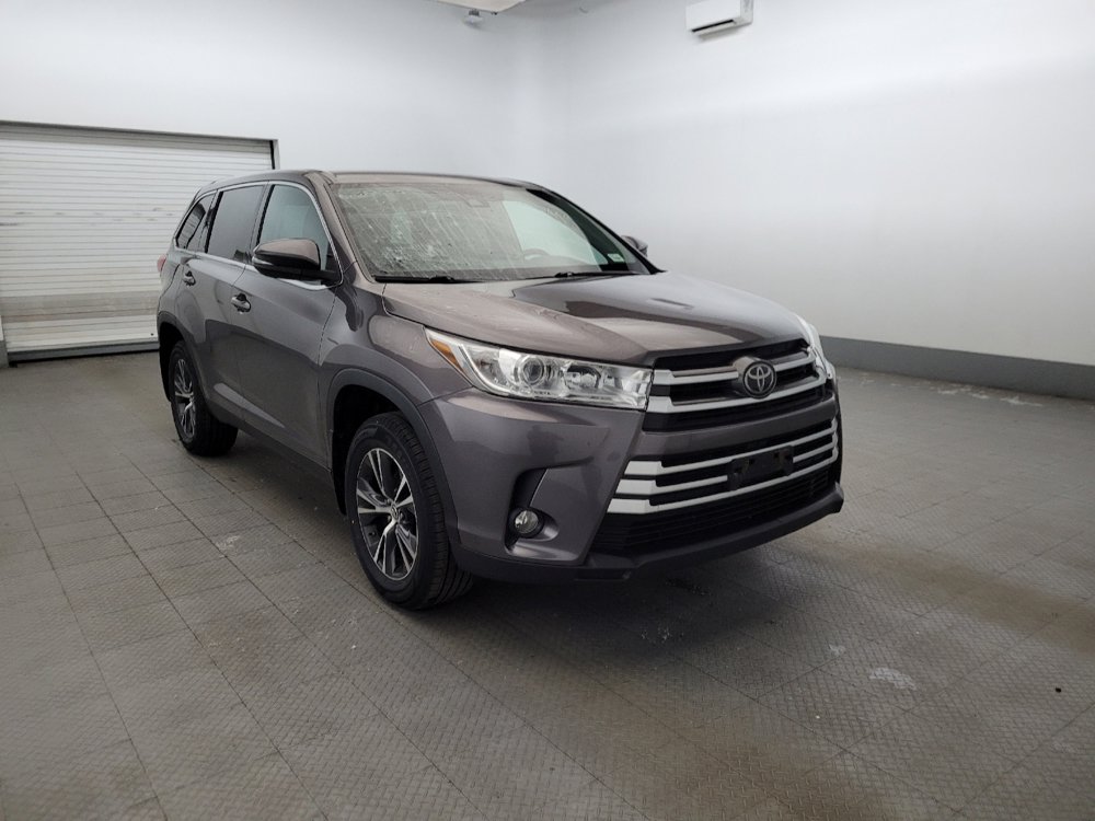 Used 2019 Toyota Highlander Plus AWD/4WD image 13