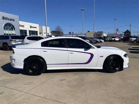 Used 2022 Dodge Charger R/T w/ Blacktop Package image 43