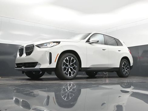 New 2026 BMW X3 xDrive30i w/ Premium Package AWD/4WD image 34