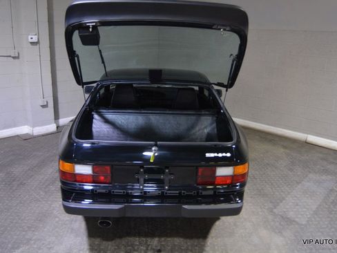 Used 1986 Porsche 944 Coupe image 20