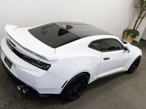 Used 2018 Chevrolet Camaro ZL1 RWD image 25