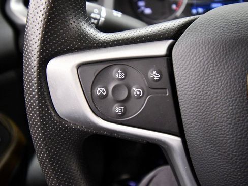 Used 2023 GMC Acadia SLE w/ Driver Convenience Package image 20