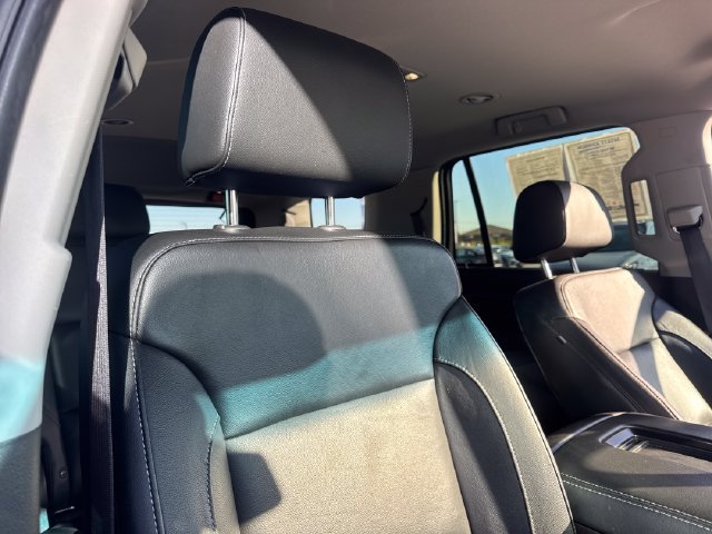 Used 2020 Chevrolet Tahoe LT w/ RST Edition AWD/4WD image 34