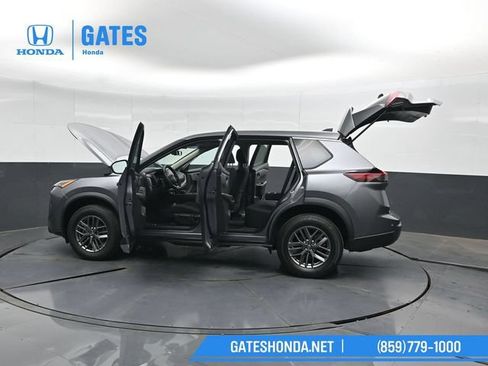 Used 2024 Nissan Rogue S AWD/4WD image 53