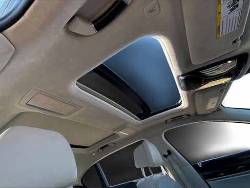 Used 2018 BMW 750i xDrive 750i xDrive image 17