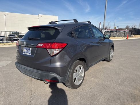 Used 2019 Honda HR-V EX-L image 4