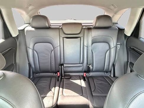 Used 2014 Audi Q5 2.0T Premium w/ Lighting Package AWD/4WD image 16