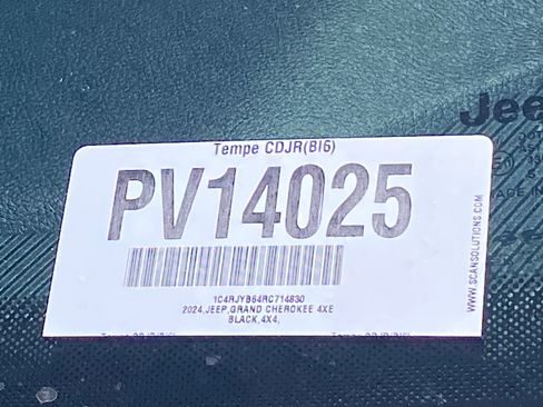 Certified 2024 Jeep Grand Cherokee Limited 4xe AWD/4WD image 30