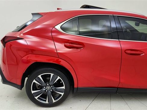 Used 2023 Lexus UX 250h FWD w/ Premium Package image 12
