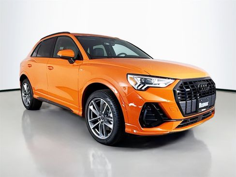 New 2025 Audi Q3 2.0T Premium image 1