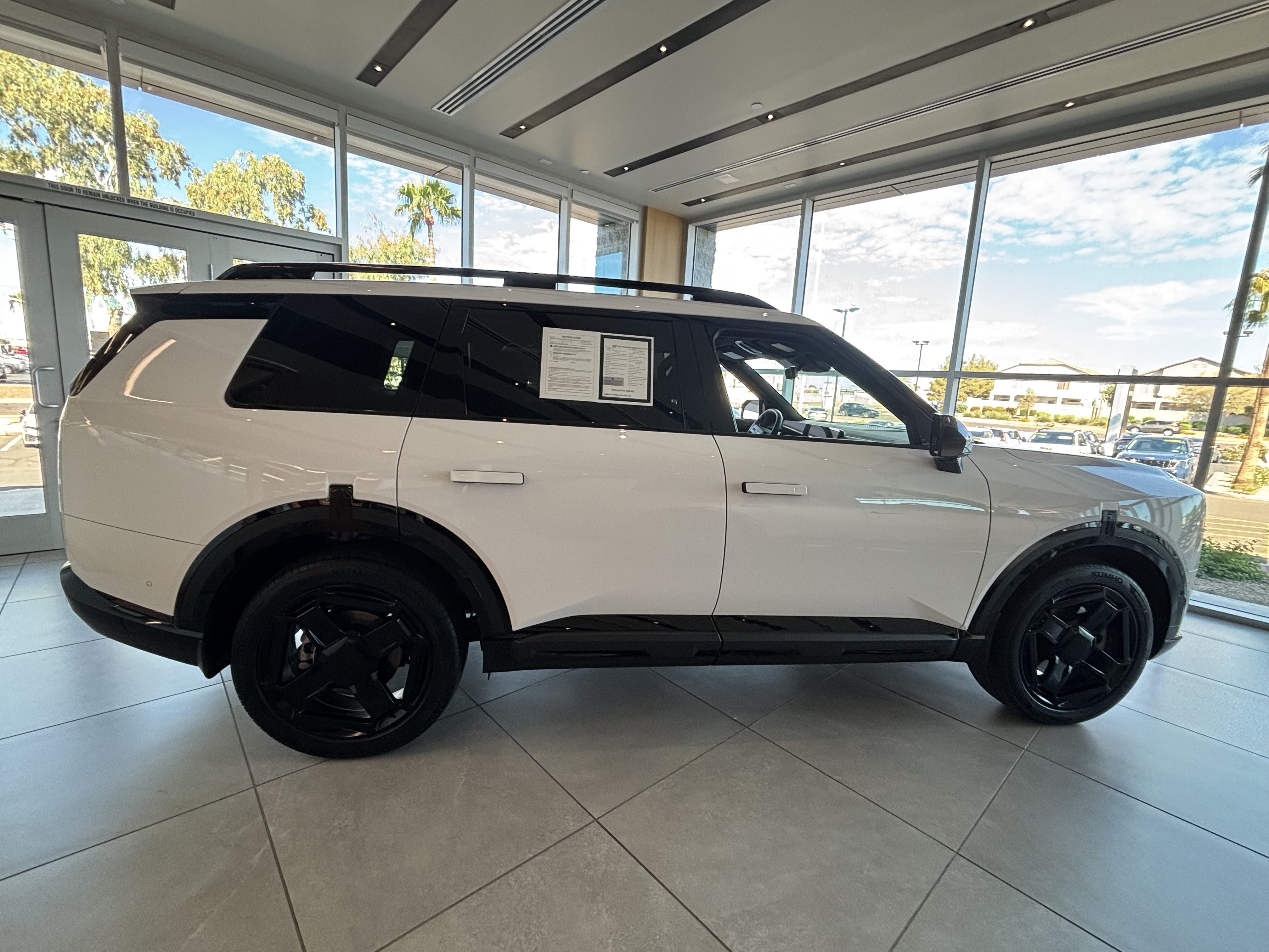 Certified 2027 Kia Telluride X-Line SX Prestige AWD/4WD image 2
