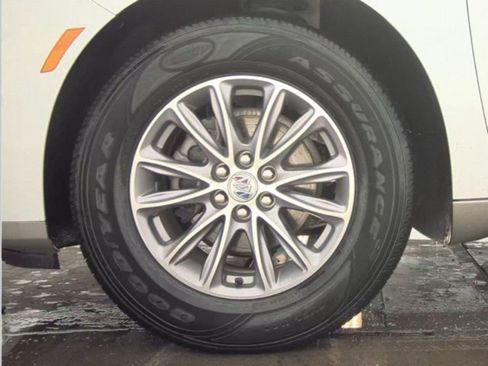 Used 2024 Buick Enclave Premium image 22