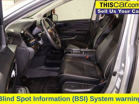 Used 2025 Honda Odyssey Elite image 23