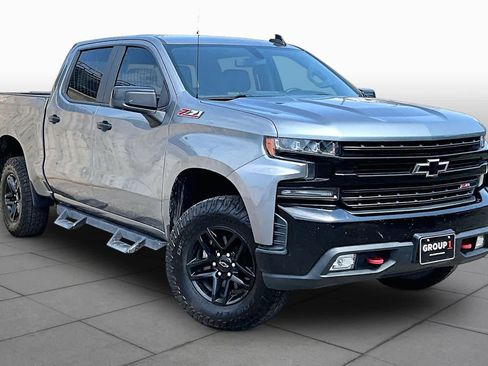 Used 2020 Chevrolet Silverado 1500 LT Trail Boss AWD/4WD image 3