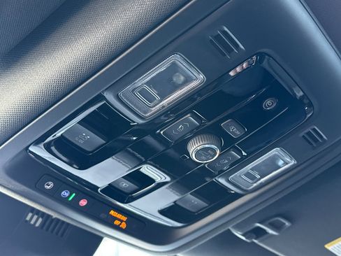 Used 2026 GMC Yukon AT4 image 24