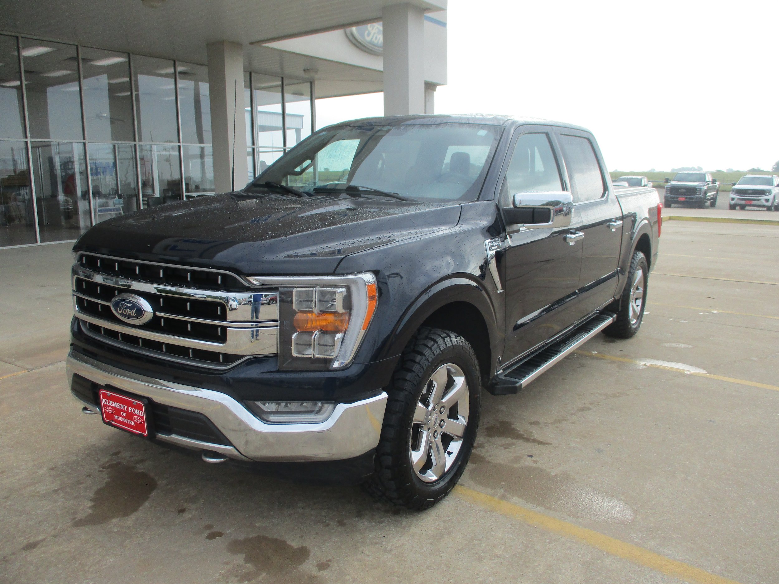 Used 2023 Ford F150 Lariat w/ FX4 Off-Road Package AWD/4WD image 2