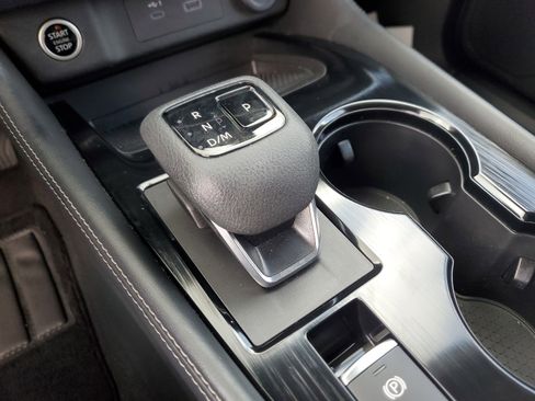 Used 2021 Nissan Rogue SL image 19