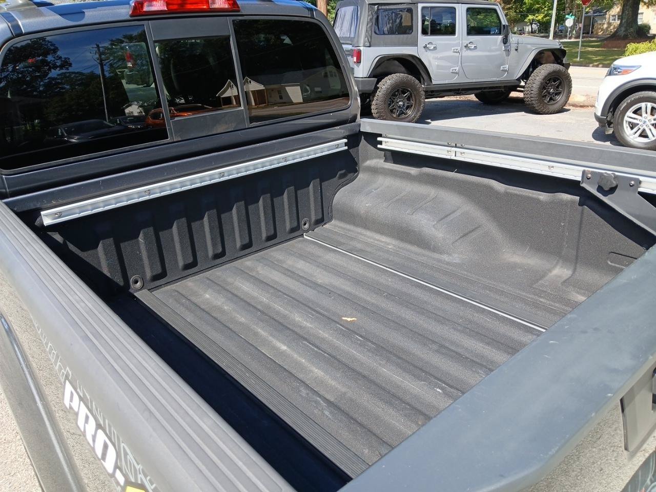 Used 2021 Nissan Frontier PRO-4X w/ Pro-4x Utility Package AWD/4WD image 9