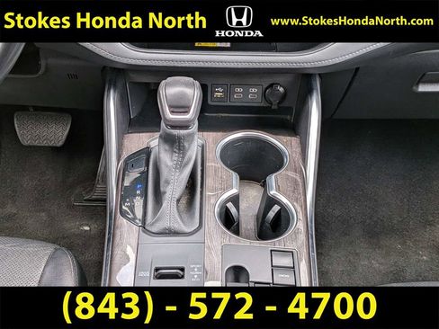 Used 2023 Toyota Highlander Platinum FWD image 22