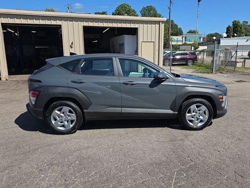 New 2026 Hyundai Kona SE image 12