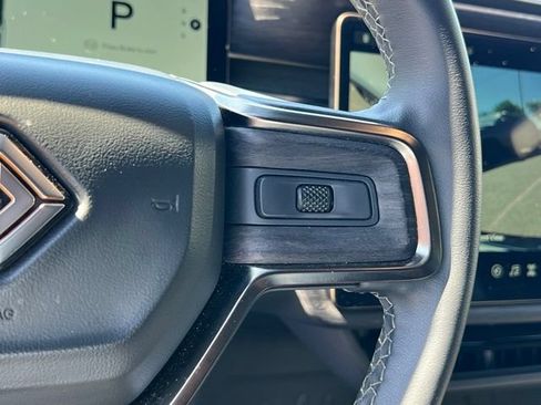 Used 2024 Rivian R1S Adventure AWD/4WD image 21