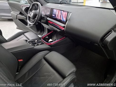 Used 2025 BMW X3 xDrive30i w/ Convenience Package AWD/4WD image 25