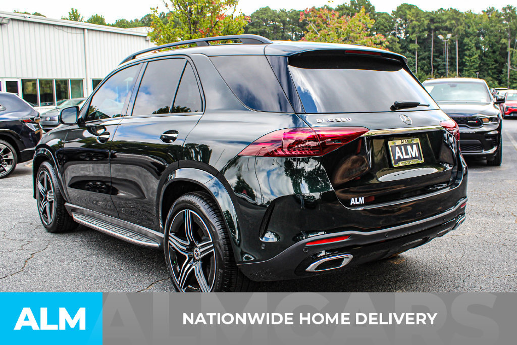 Used 2025 Mercedes-Benz GLE 350 4MATIC w/ AMG Line Exterior image 4