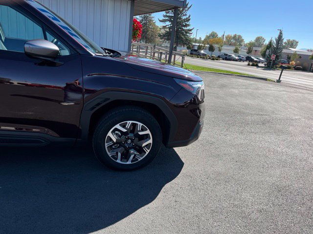 Used 2026 Subaru Forester Premium AWD/4WD image 14