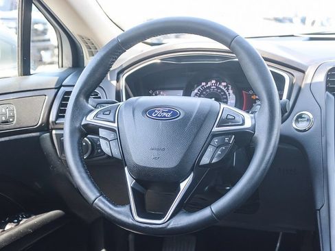 Certified 2020 Ford Fusion Titanium FWD image 17