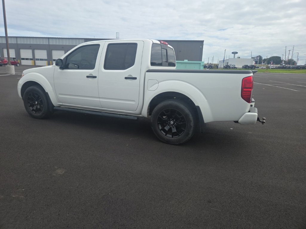 Used 2021 Nissan Frontier SV w/ Midnight Edition Floor Mats AWD/4WD image 13