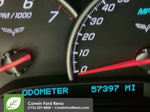 Used 2005 Chevrolet Corvette Coupe w/ Preferred Equipment Group RWD image 15