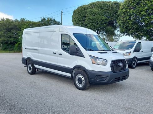 New 2026 Ford Transit 250 148 Medium Roof w/ Load Area Protection Package RWD image 33