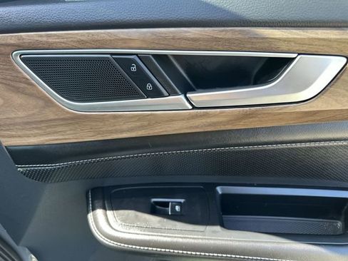 New 2026 Volkswagen Atlas SE FWD image 31