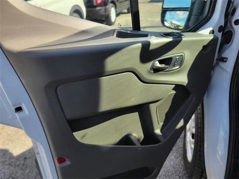 Used 2023 Ford Transit 350 XLT image 15