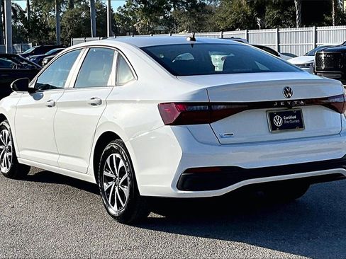 Certified 2025 Volkswagen Jetta S image 7