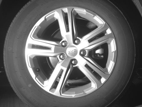 Used 2024 GMC Terrain SLE image 20