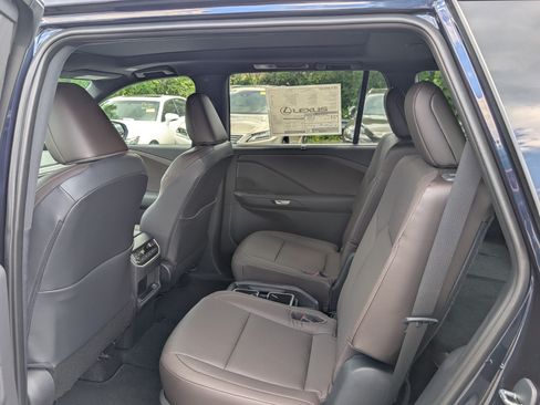 New 2026 Lexus TX 350 AWD image 12