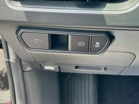 New 2026 Kia K4 FWD image 10