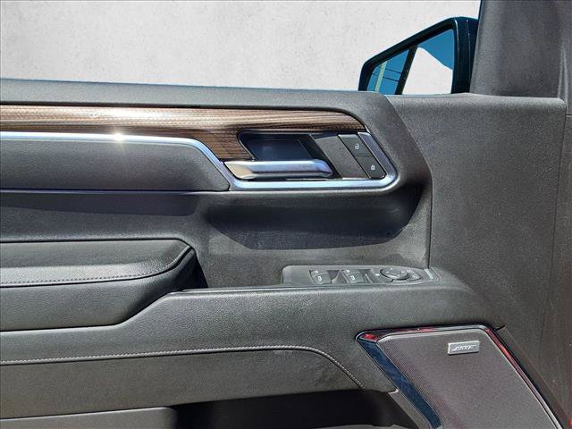 Used 2024 Chevrolet Silverado 1500 LT Trail Boss w/ LT Trail Boss Premium Package AWD/4WD image 21