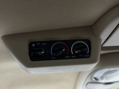 Used 2004 Ford Excursion Eddie Bauer AWD/4WD image 20