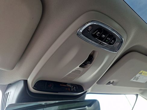 Used 2020 Volvo S60 T5 Momentum w/ Protection Package Premier image 25