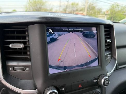 Used 2019 RAM 1500 Big Horn image 21