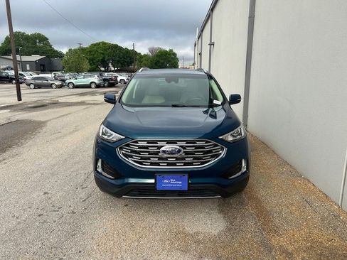 Used 2020 Ford Edge SEL w/ Convenience Package image 4