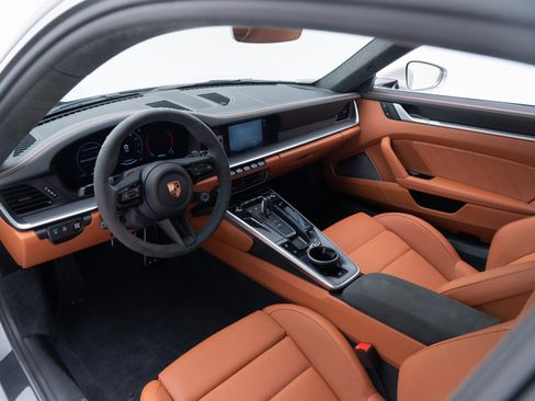 Certified 2026 Porsche 911 Carrera S image 4