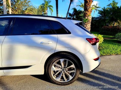 Used 2021 Audi e-tron Premium Plus w/ Premium Plus Package image 9