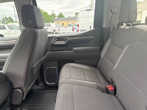 Used 2025 Chevrolet Silverado 1500 LT AWD/4WD image 15