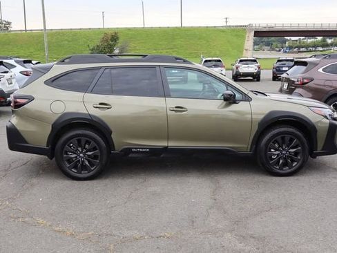 Certified 2025 Subaru Outback Onyx Edition w/ Popular Package #2 image 9