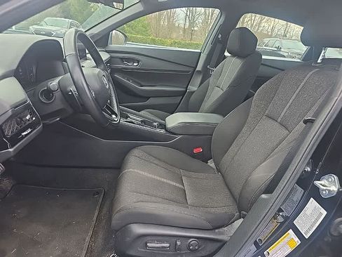 Used 2024 Honda Accord Sport image 13